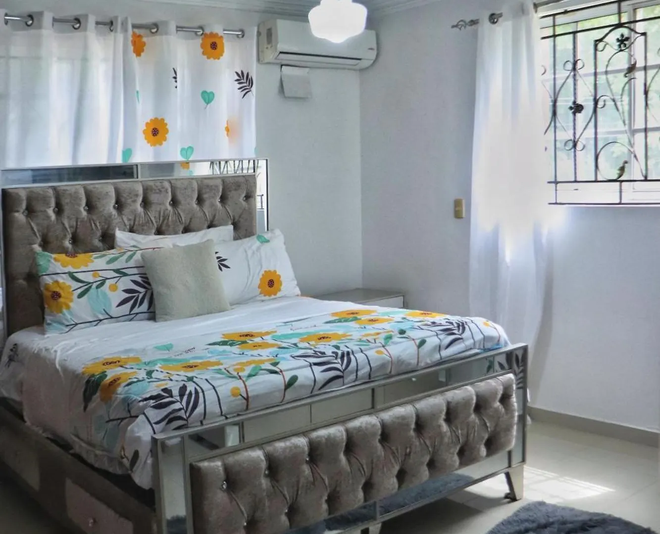 Three-Bedroom Apartment 1 サントドミンゴ